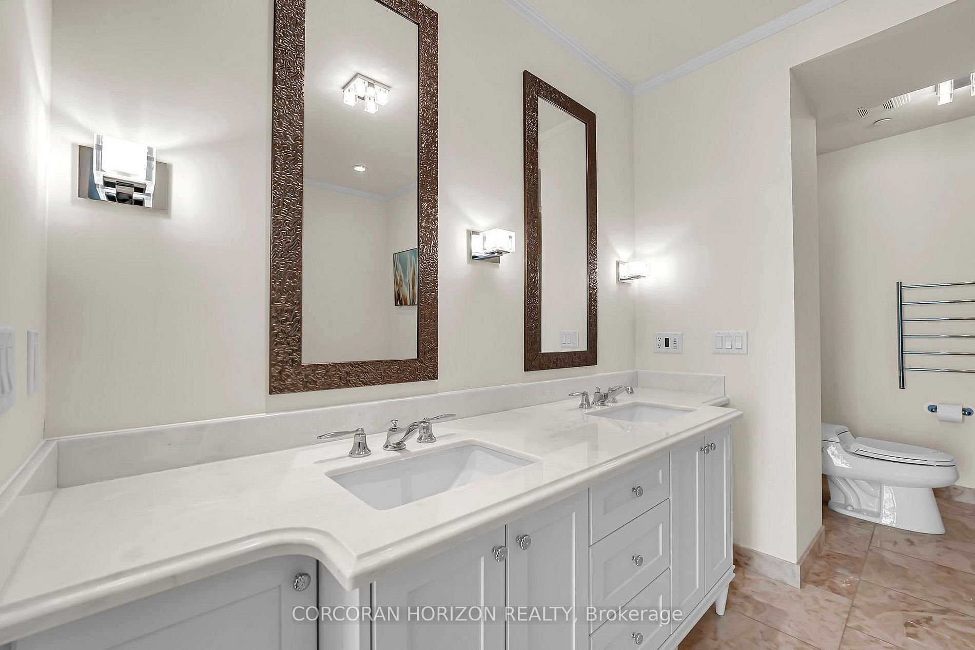 THE RITZ-CARLTON RESIDENCES FOR LEASE