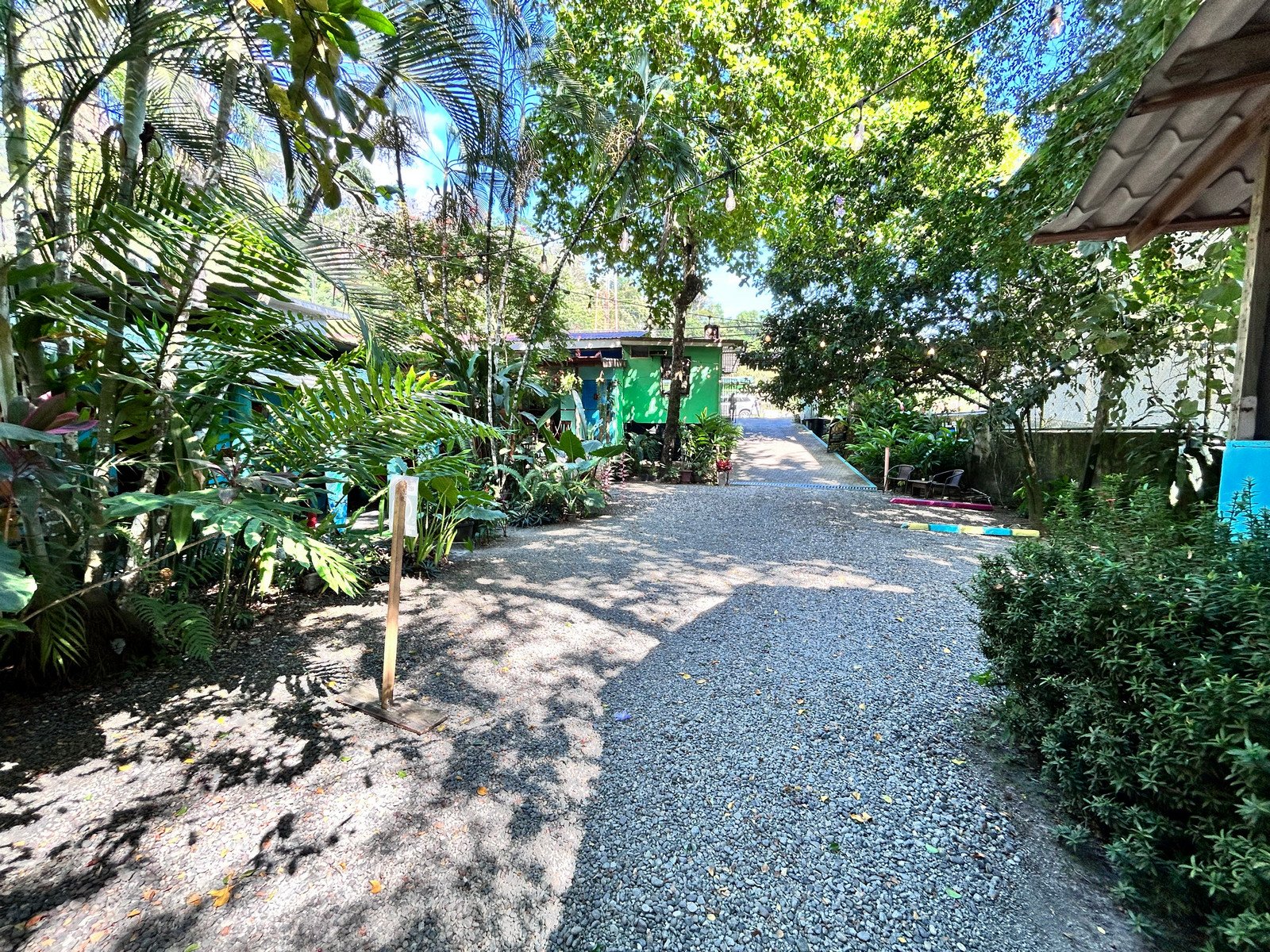 0.23 ACRES – Multi-Business Property In The Heart Of Dominical – Restaurant, 4 Cabins & Commercial Rental!!!!