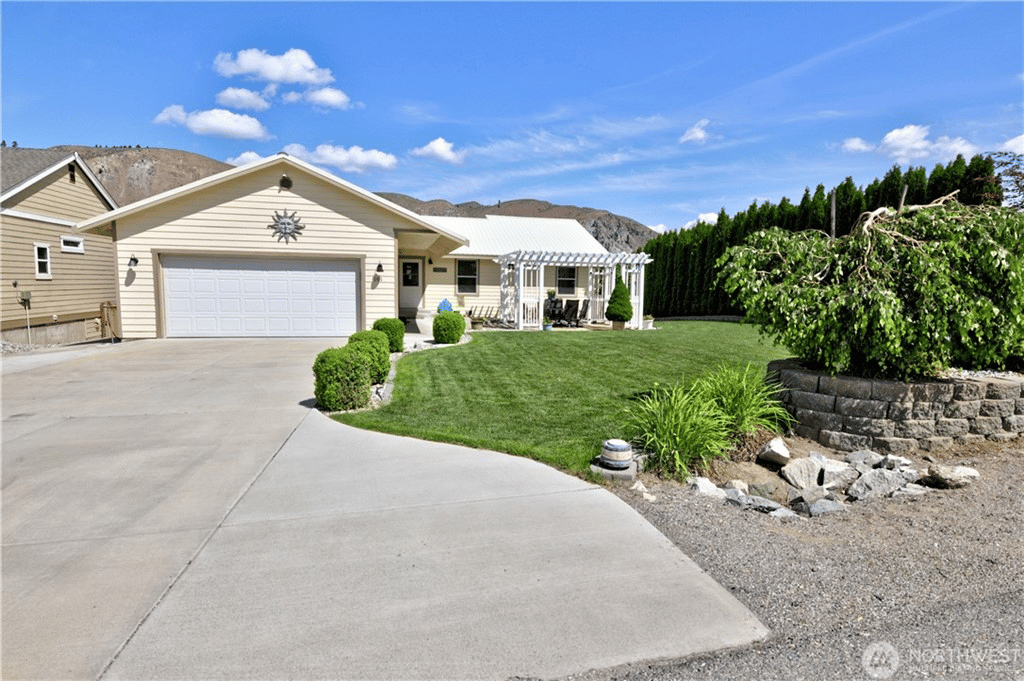 101 W Emerson Dr