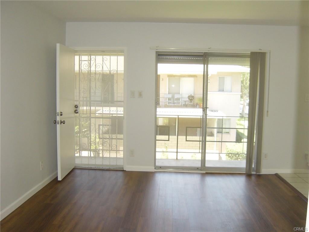 2213 San Anseline Ave #4