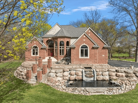 809 Hawksmoore Drive Clarkston, MI Lakefront Listing on Heather Lake!
