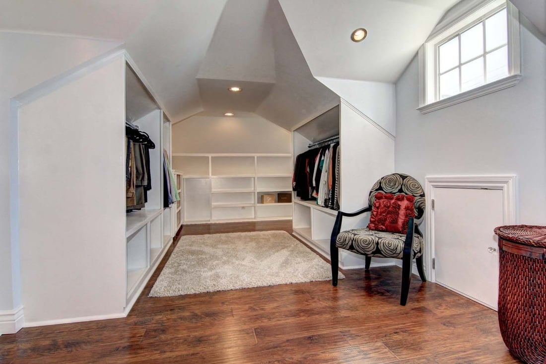 Just Listed! Gorgeous Home with The Walk in Closet of Your Dreams!