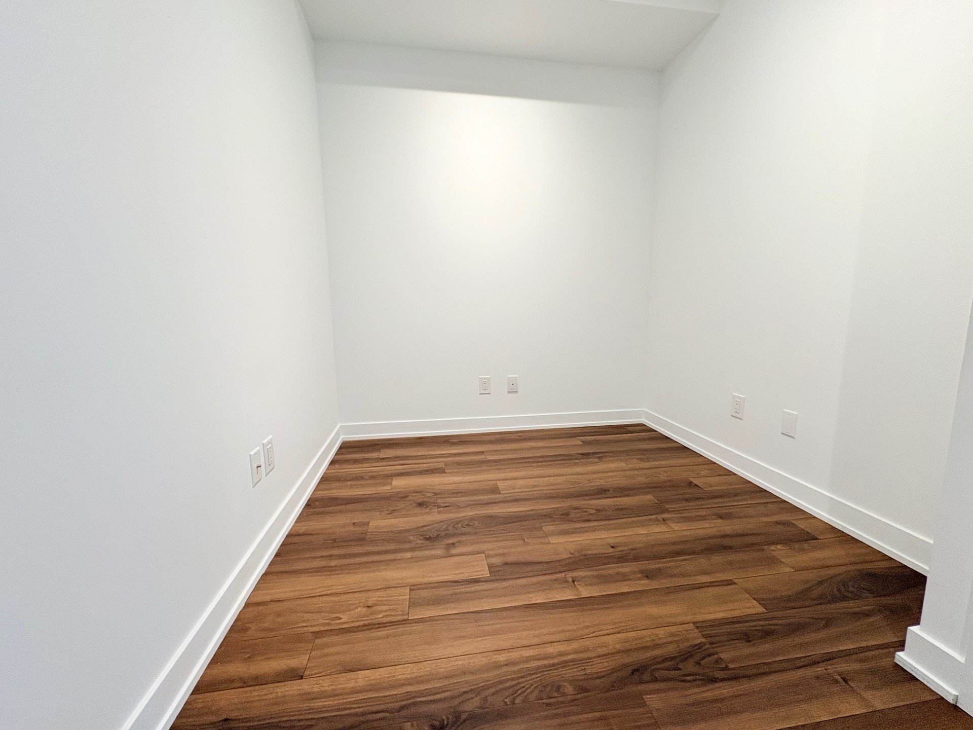 1603 Eglinton Avenue W 321