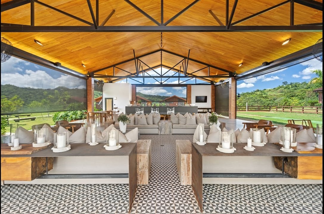 Welcome to Hacienda "La Nube" at Morovis, PR