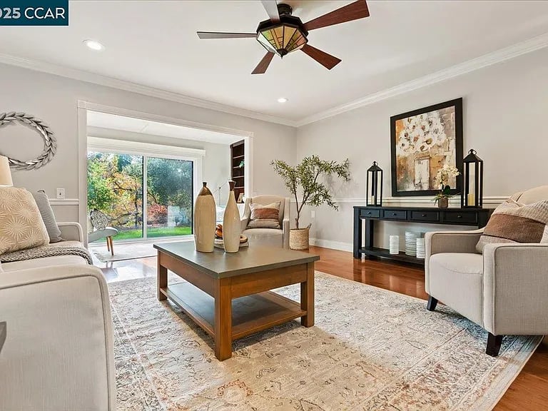 1857 Golden Rain Rd APT 2, Walnut Creek, CA 94595