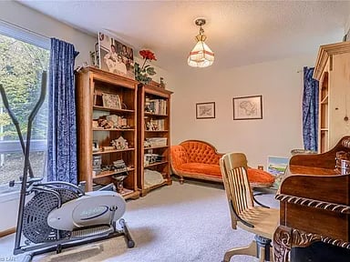 1668 Beaumont Dr