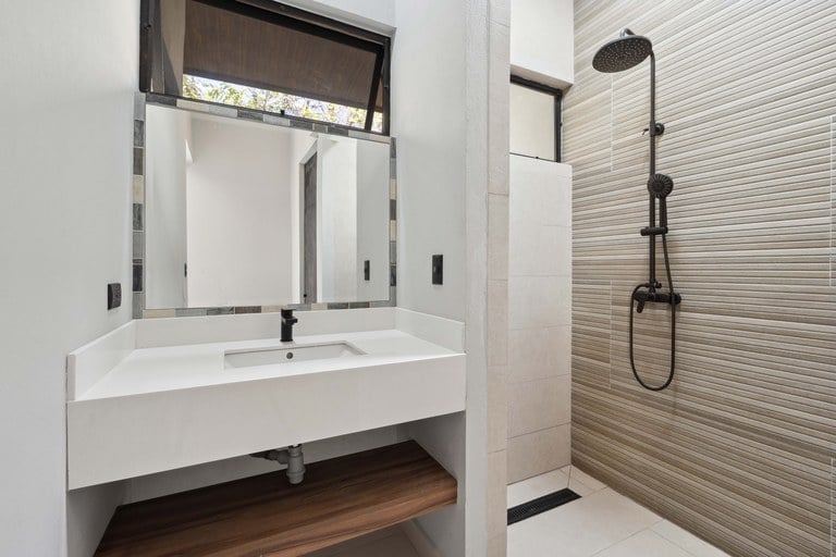 A luxury home that epitomizes coastal elegance
