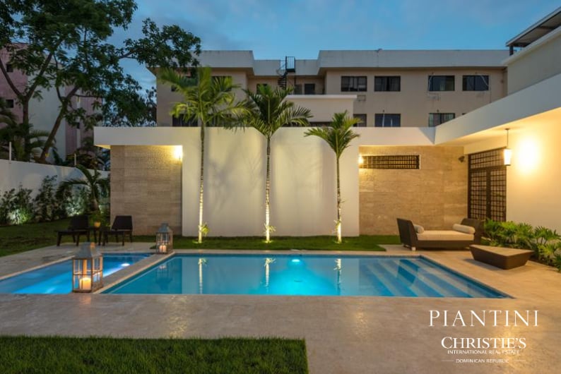 Casa Strata, Los Cacicazgos