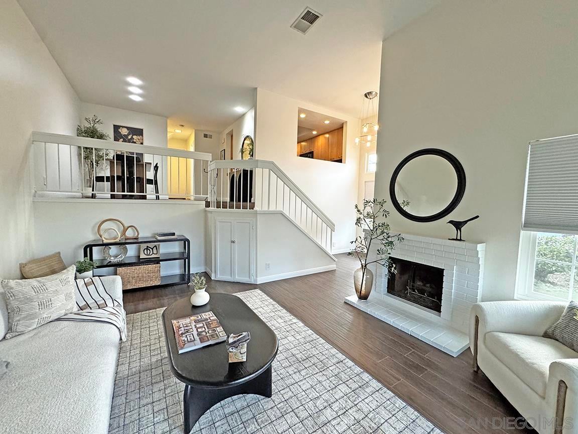 2953 Old Bridgeport Way, San Diego, CA 92111