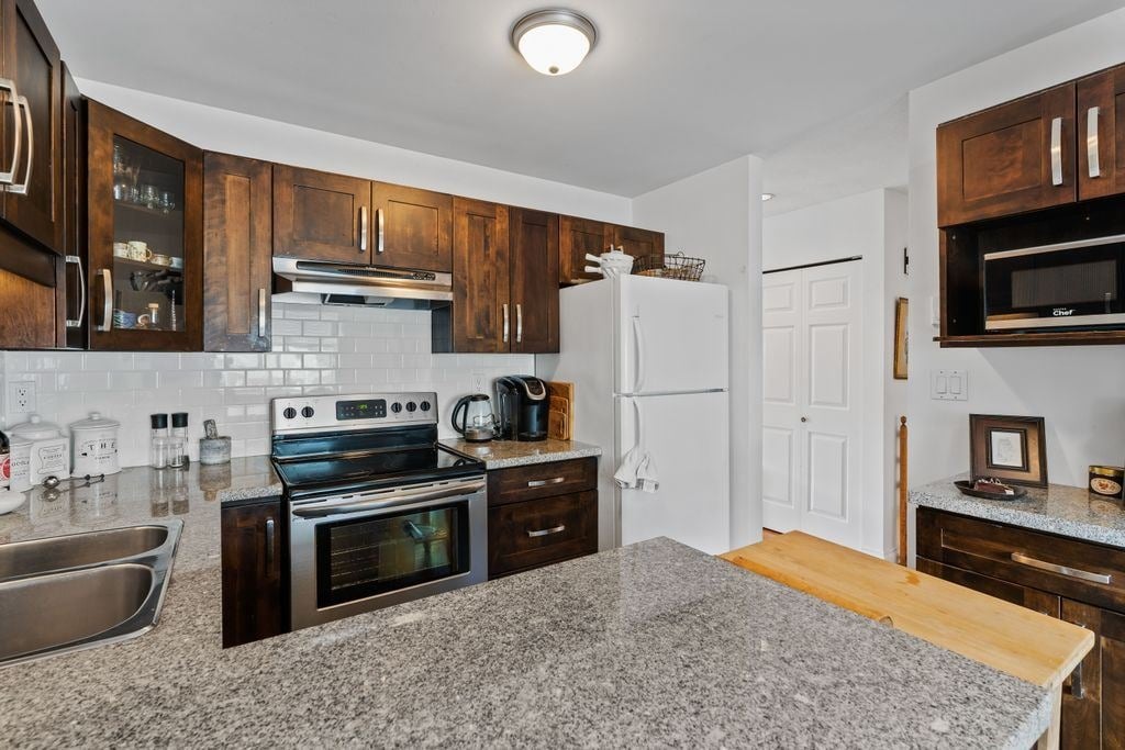 1318 Brunette Ave #5