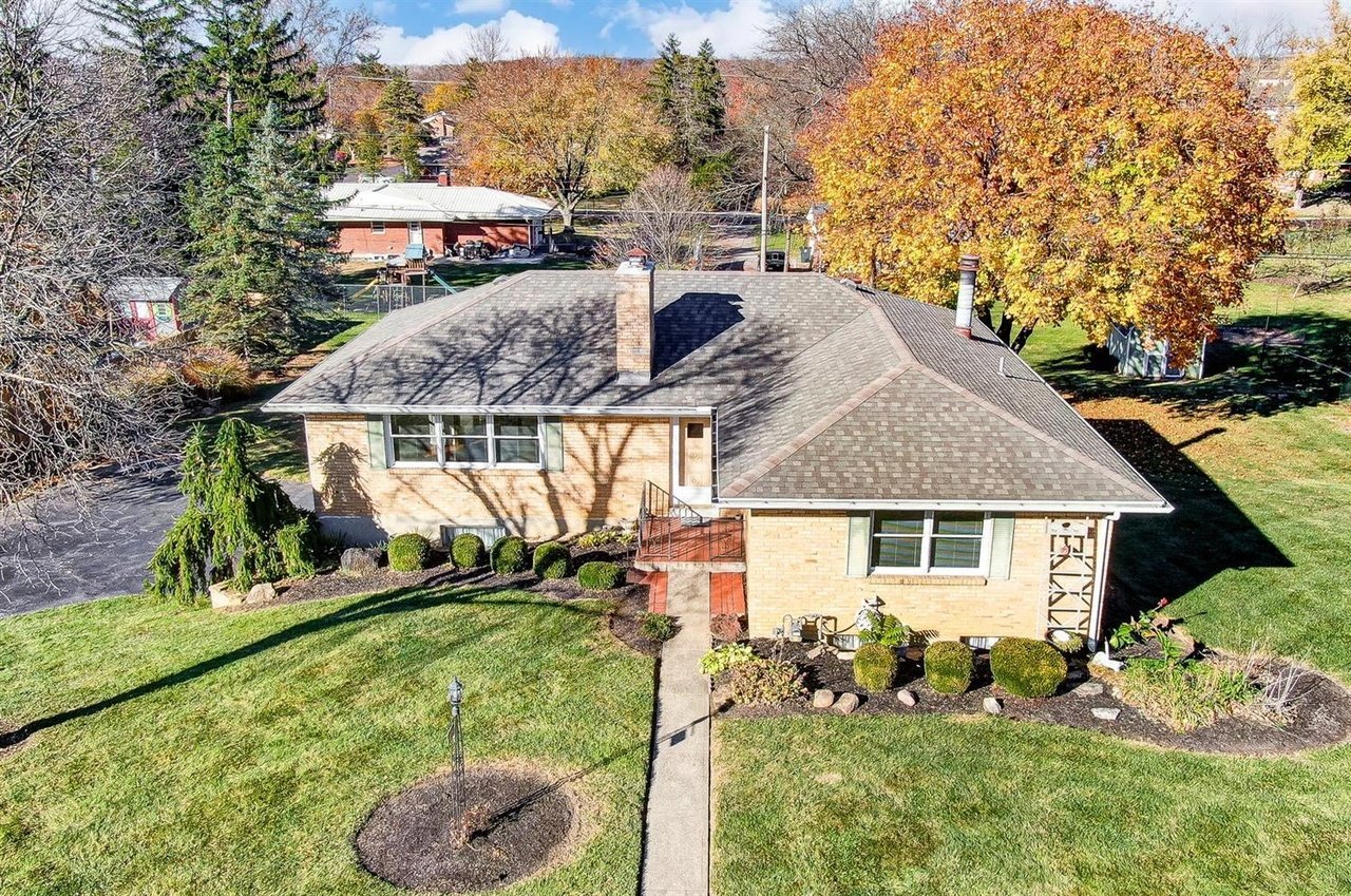 145 Davis Rd