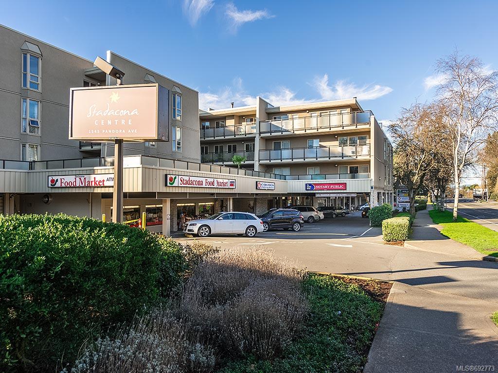 204-1419 Stadacona Ave, Victoria