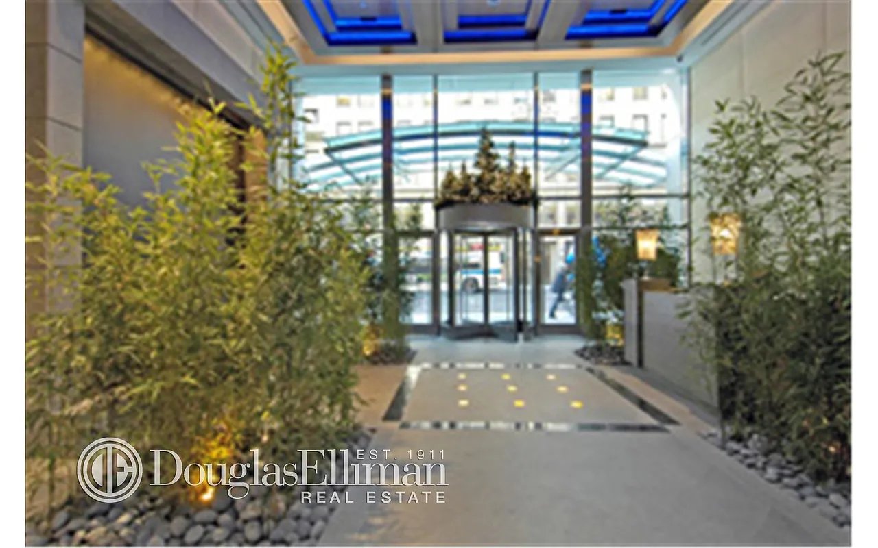 325 5th Ave, #37D
