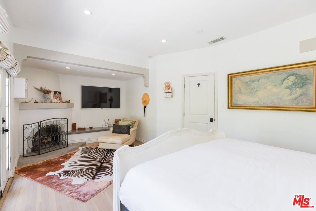 Pinnacle Estate, Wonderland Ave, 90046