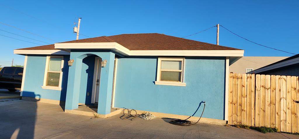 26 Loma Linda Dr