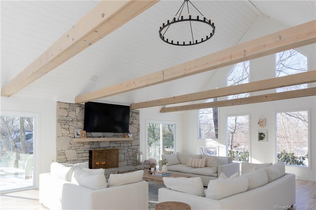 1 Elderberry Ln, Shelton