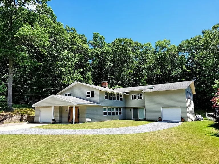 26 Lynn Fells Pkwy