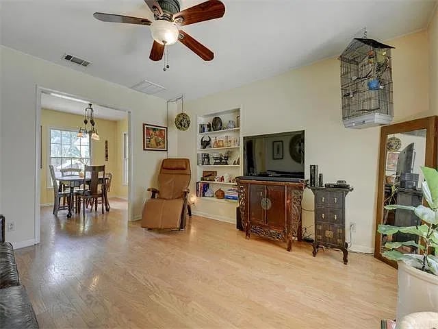 10000 Gail Rd