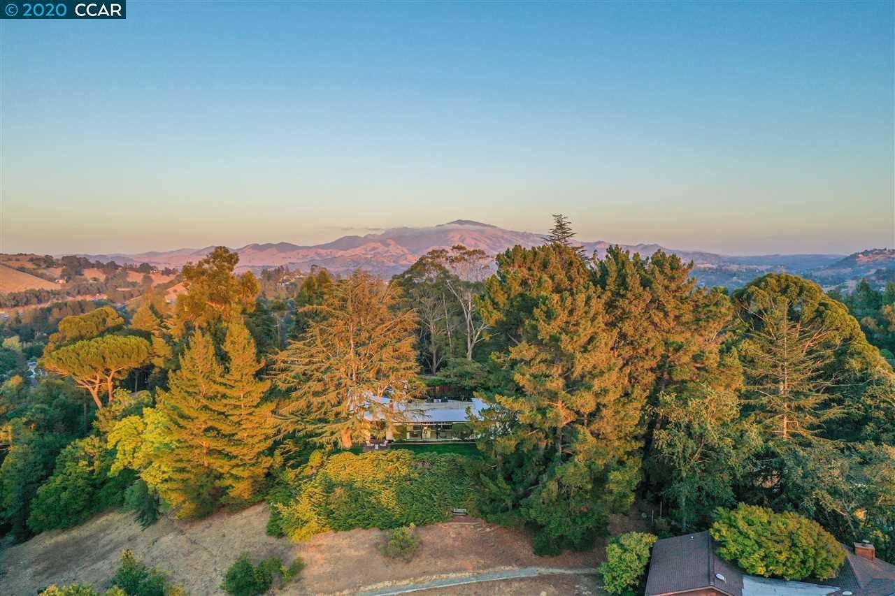 3258 Judith Ln