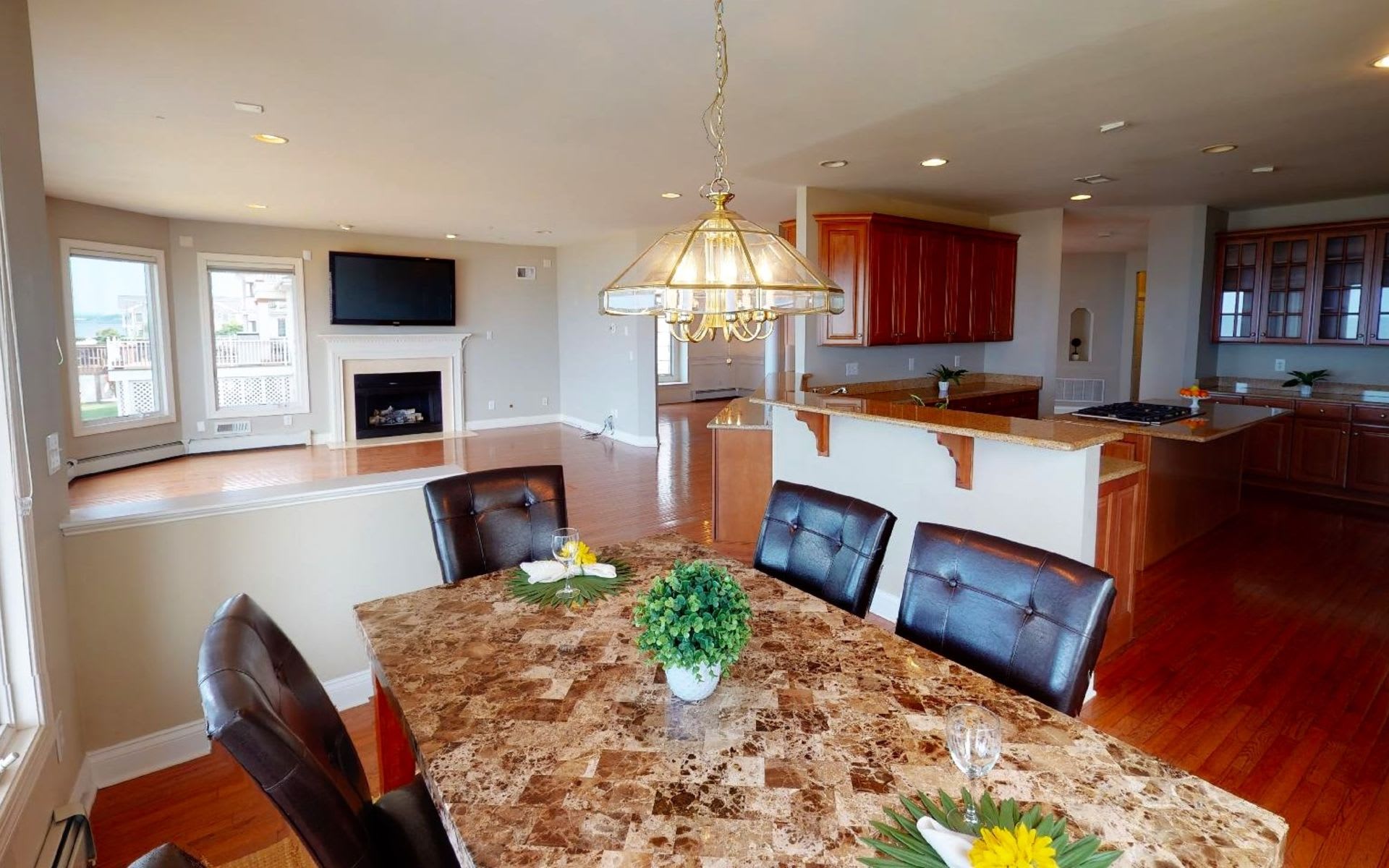 23 LIGHTHOUSE DR