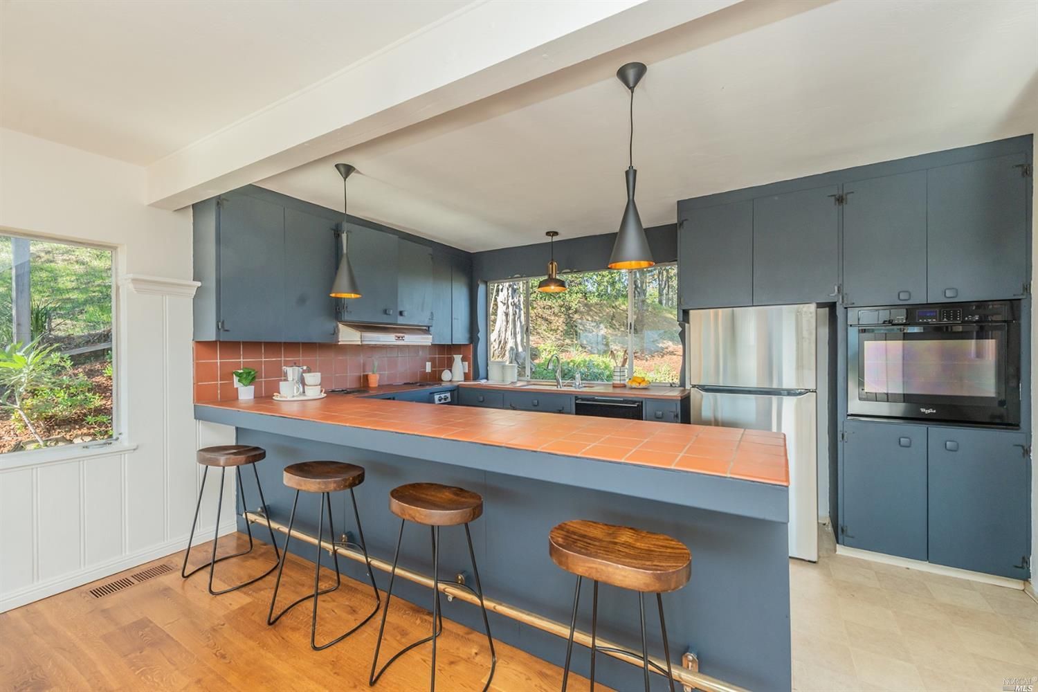 50 Oakwood Ct