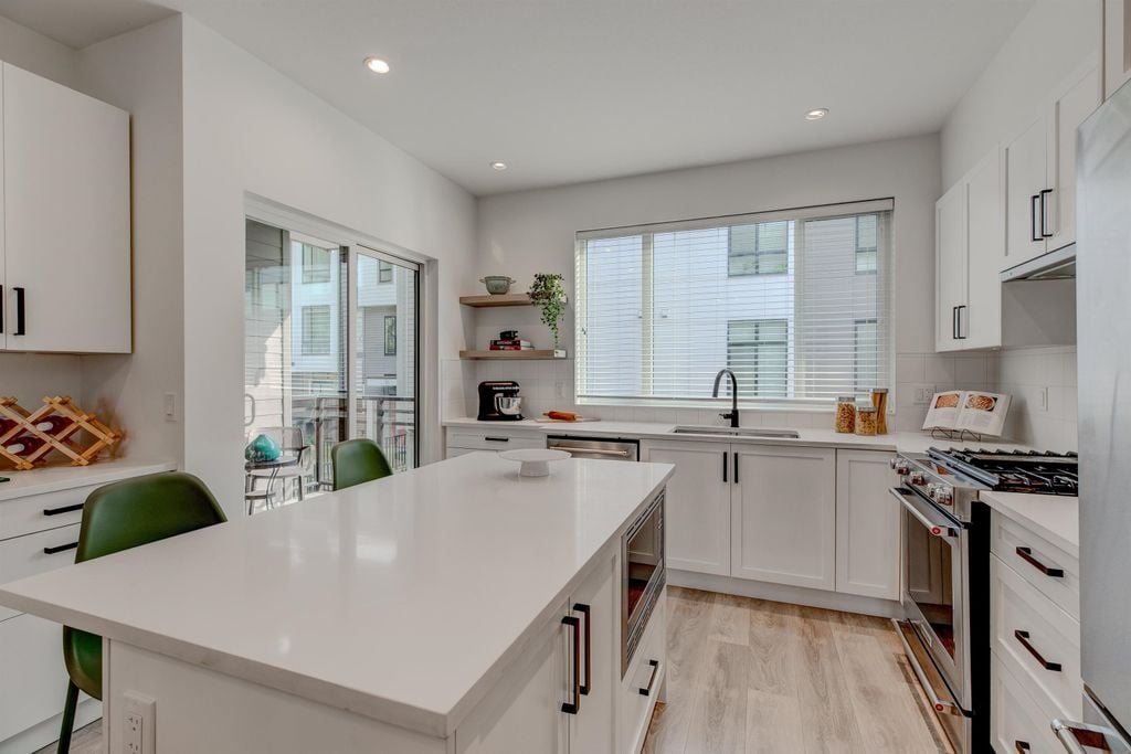 16433 19 Ave, #42