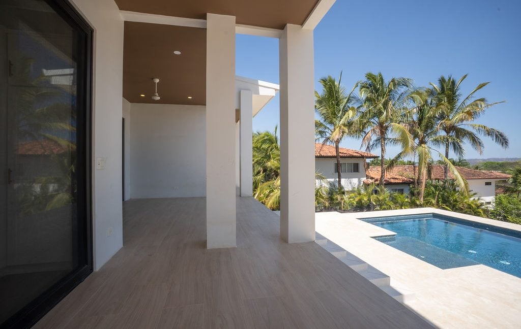 Luxury Ocean-View Home in Altos de Flamingo2