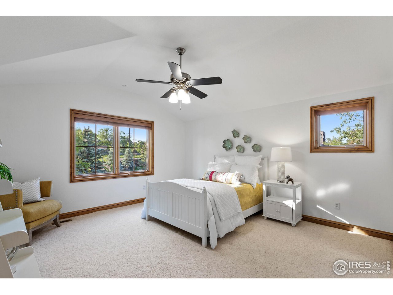 255 Barcelona Dr