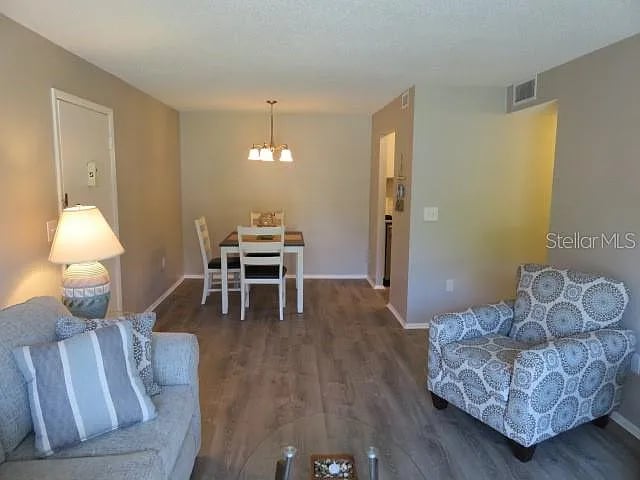 3211 Beneva Rd #102