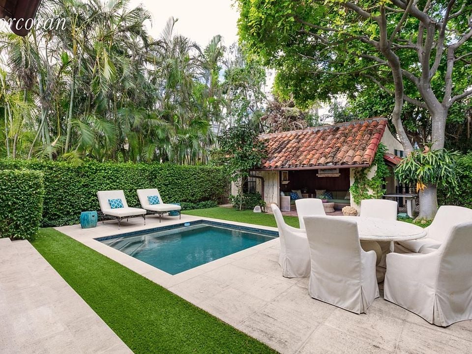 341 Brazilian Avenue