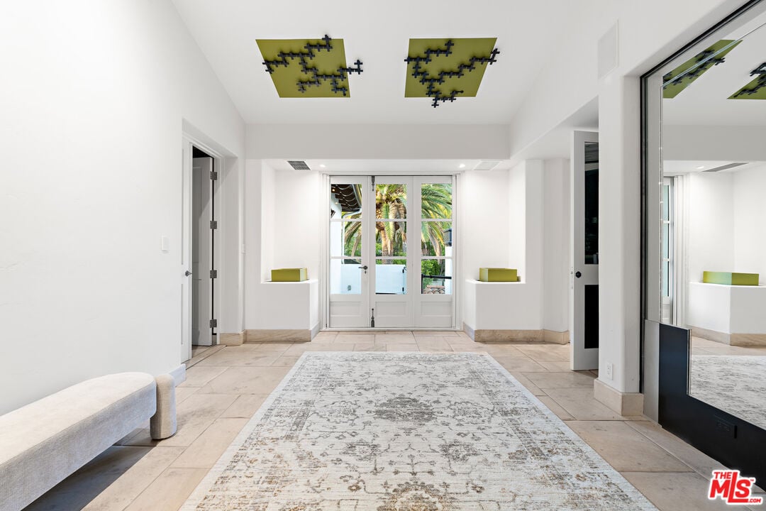 Century Woods Dr, 90067