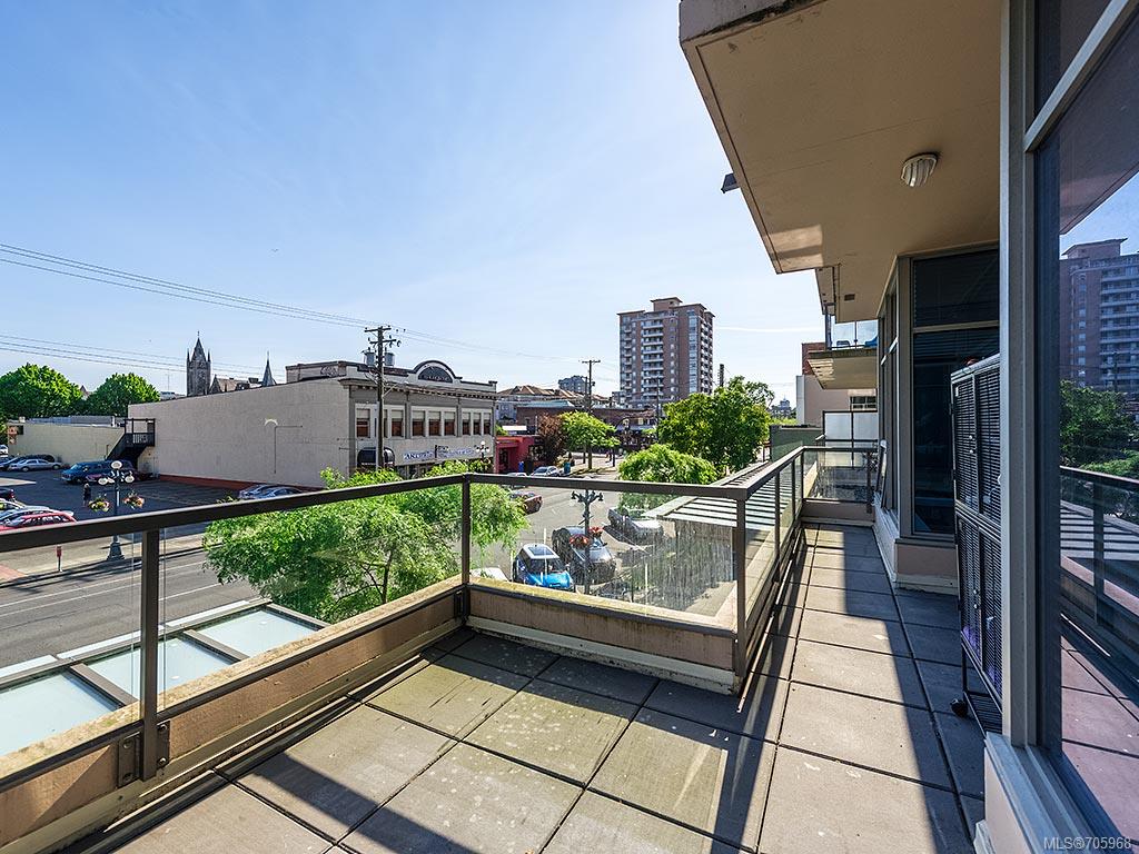 207-845 Yates St, Victoria