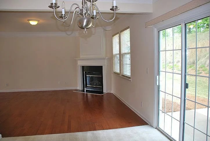 521 Windstone Trl
