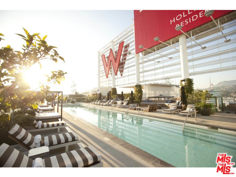 6250 Hollywood Blvd, #9H