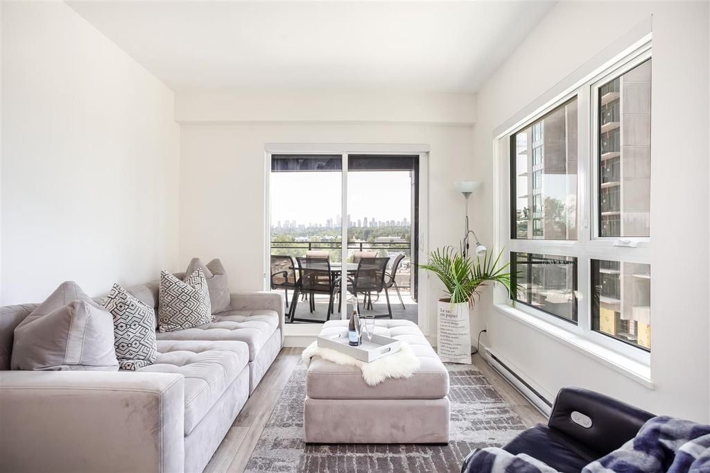 4468 Dawson St, #311