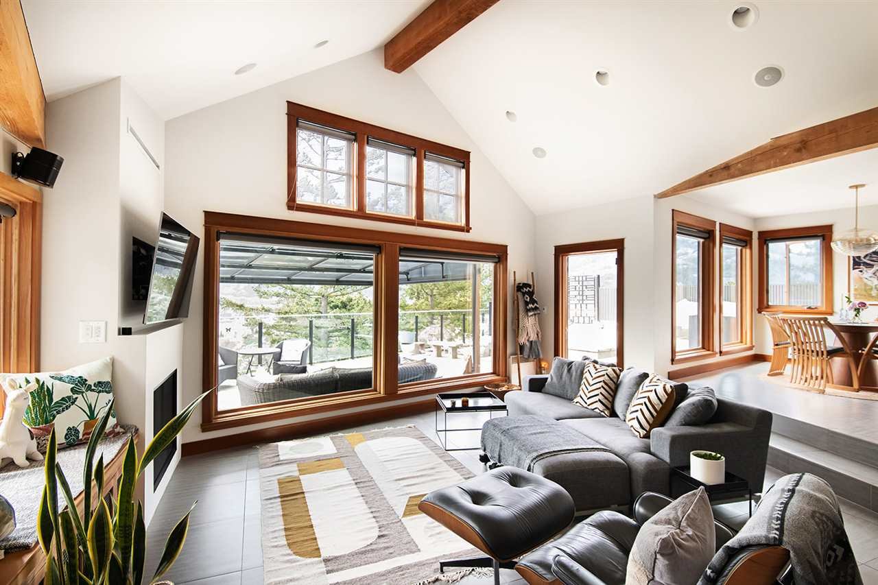 38295 View Pl