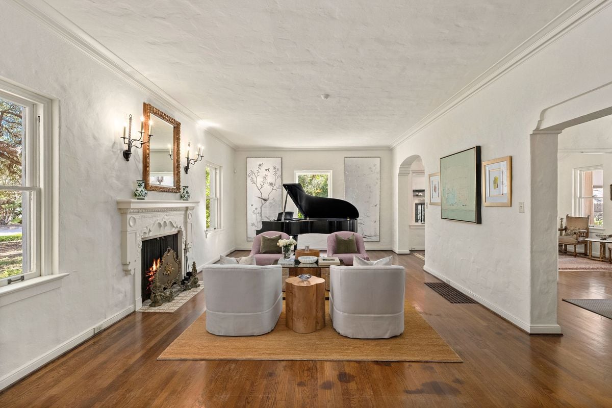 Historically Significant Spanish Revival in Monte Vista