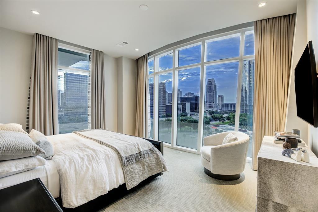 4521 San Felipe St #1001