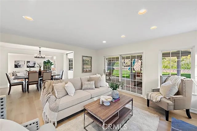 21496 Camino Papal