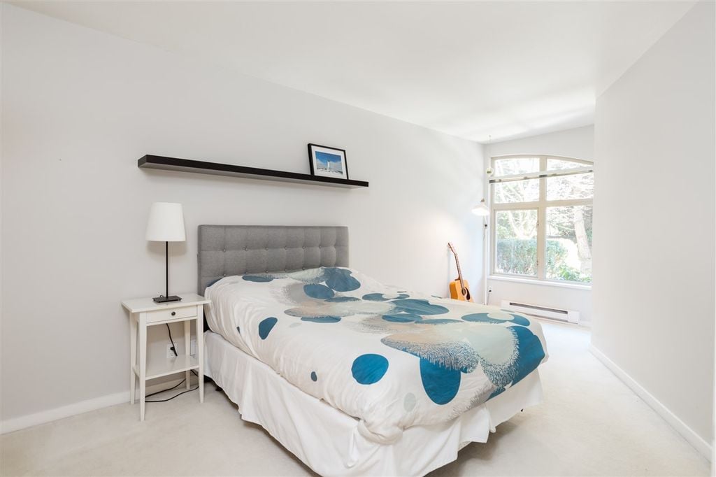 15 6th Ave, #135