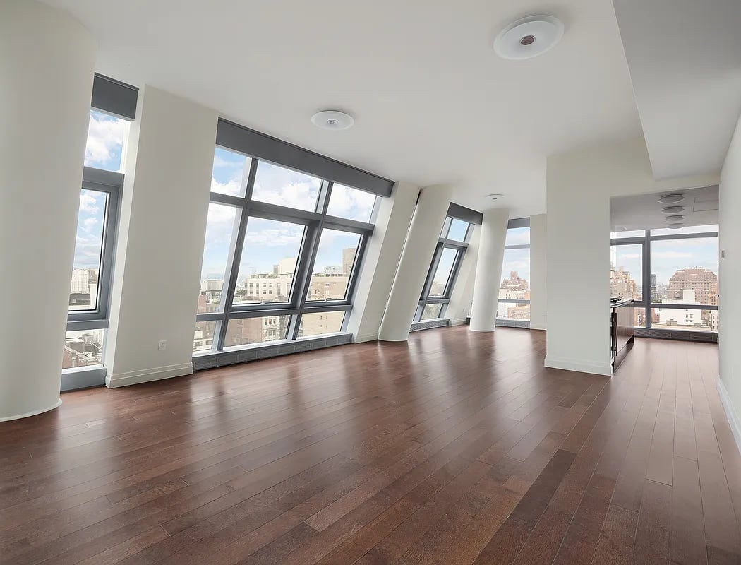 35 W 15th St, #14C