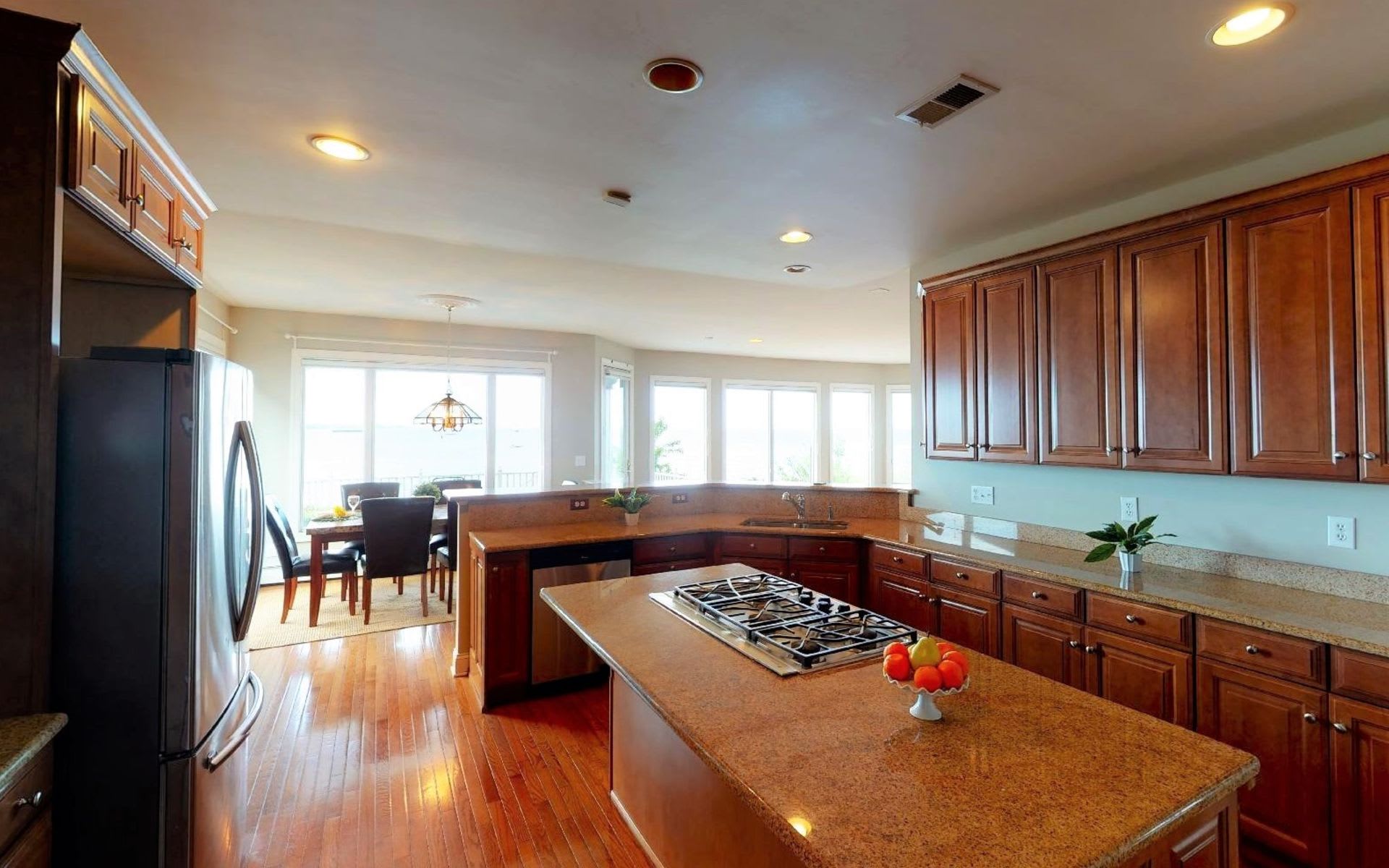 23 LIGHTHOUSE DR