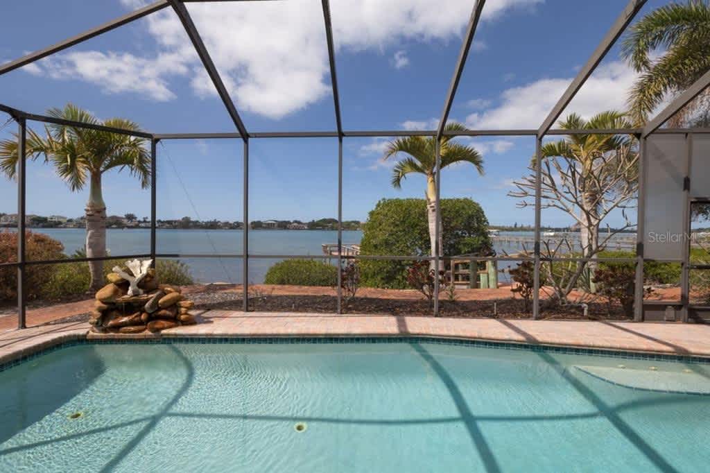 2287 Bayshore Rd