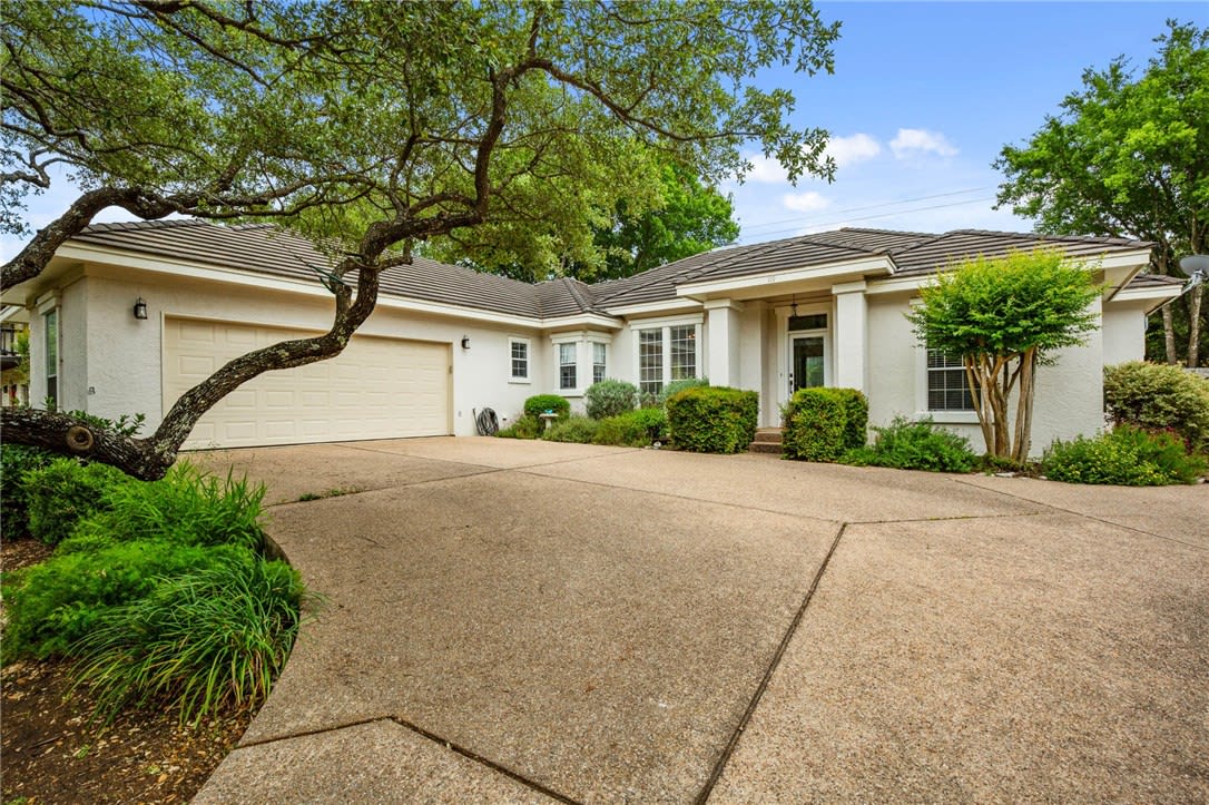 119 Crest View Dr