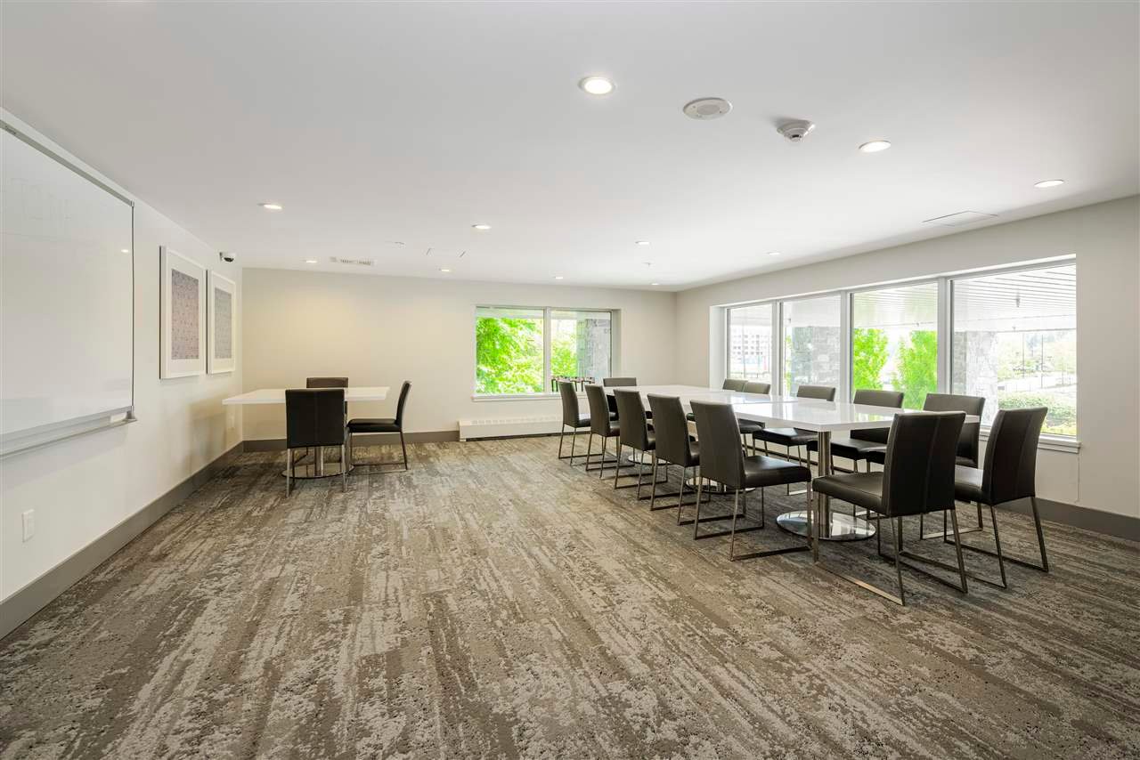 205-3281 E Kent Ave North Ave