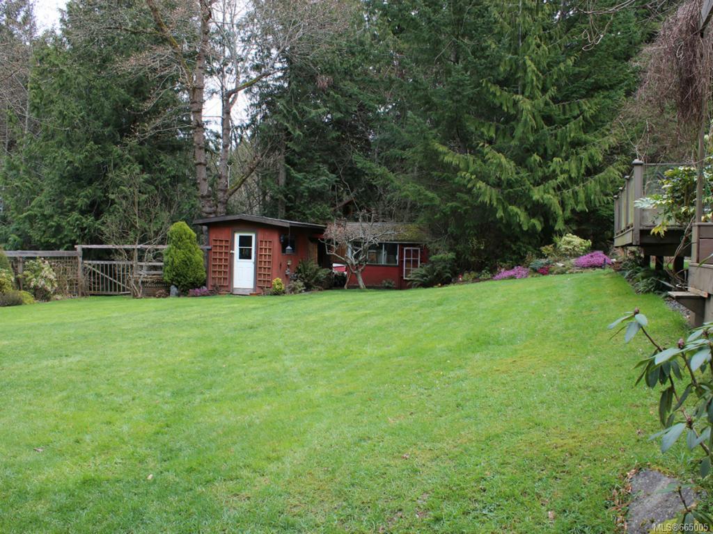 1032 Readings Dr, North Saanich