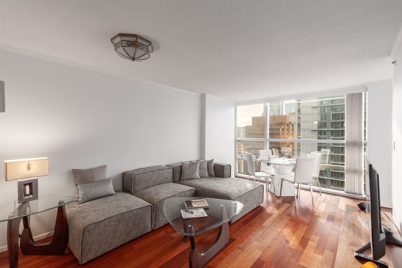 1102-1050 Burrard St