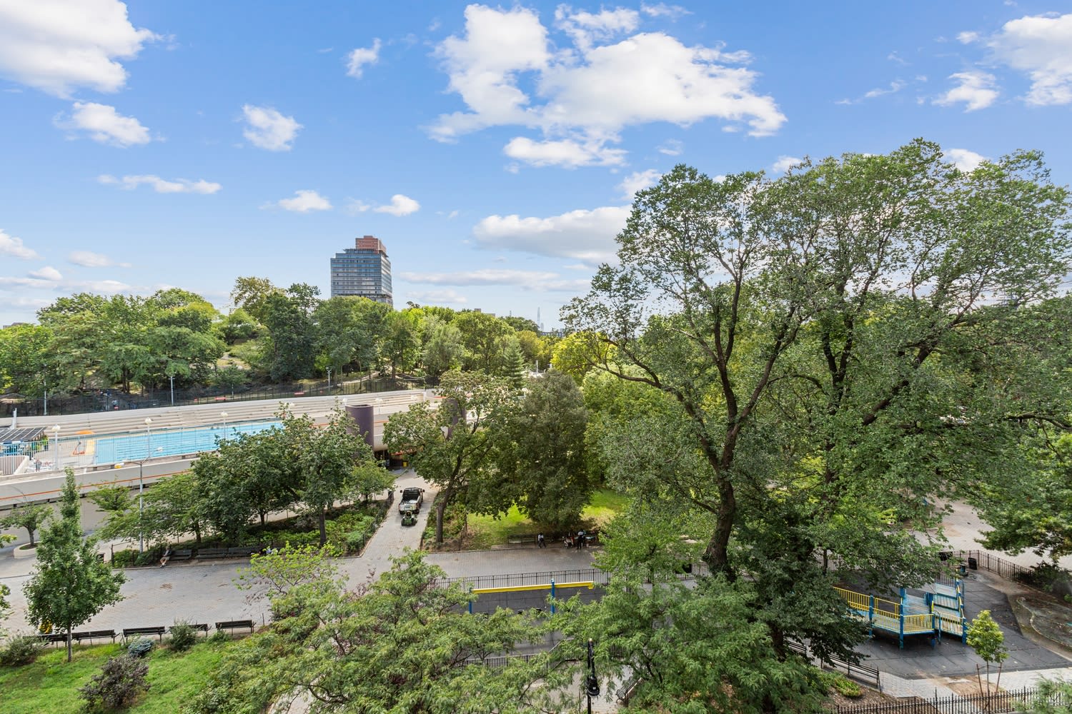 2002 5th Avenue Unit: 6-B