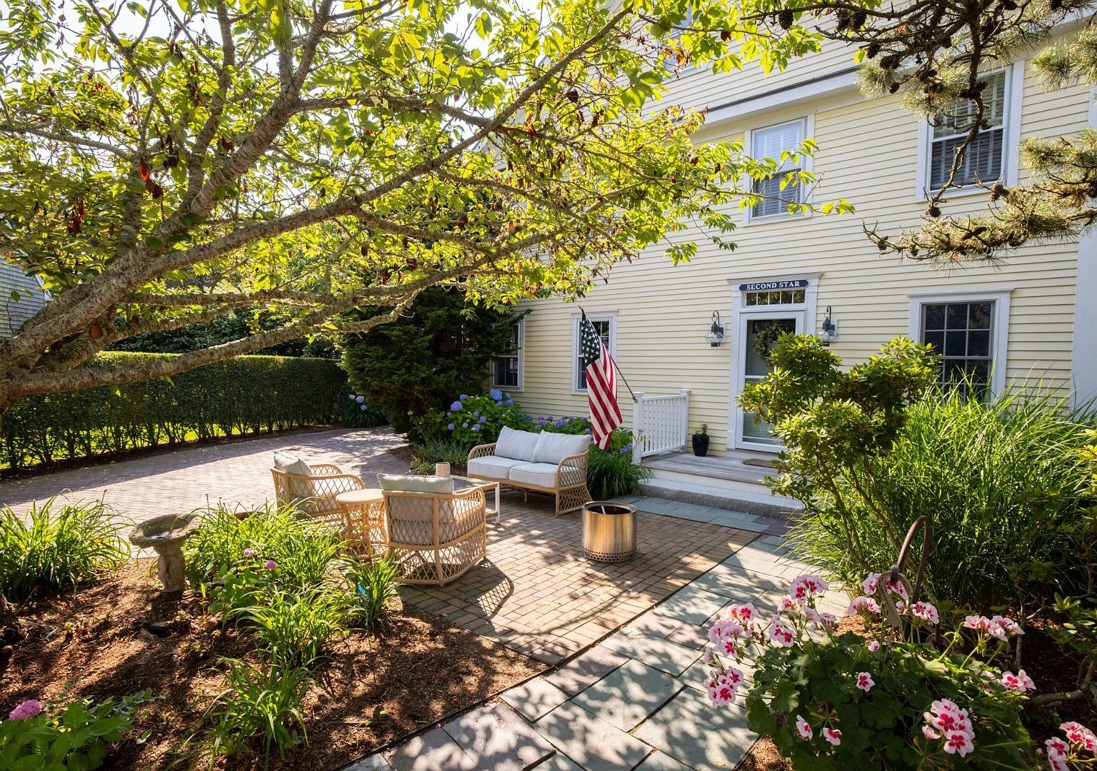 6 Dovekie Ct