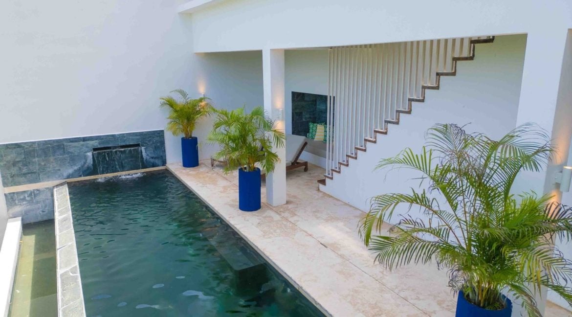 Ocean View Residence in Miramar